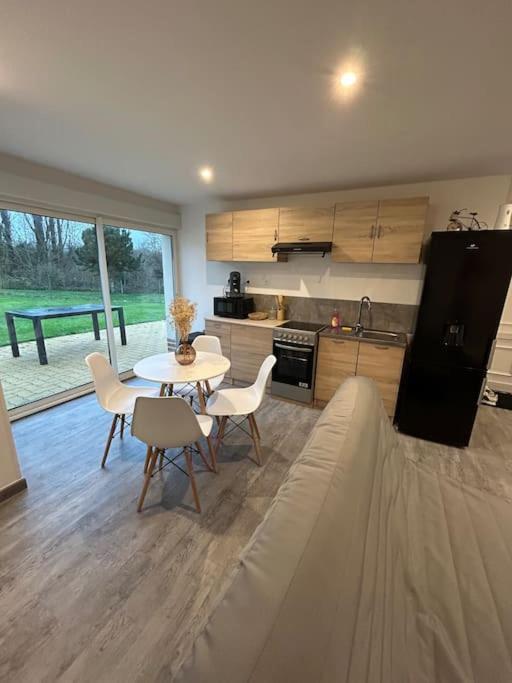 Appartement Au Petit Faubourg Roye (Somme)